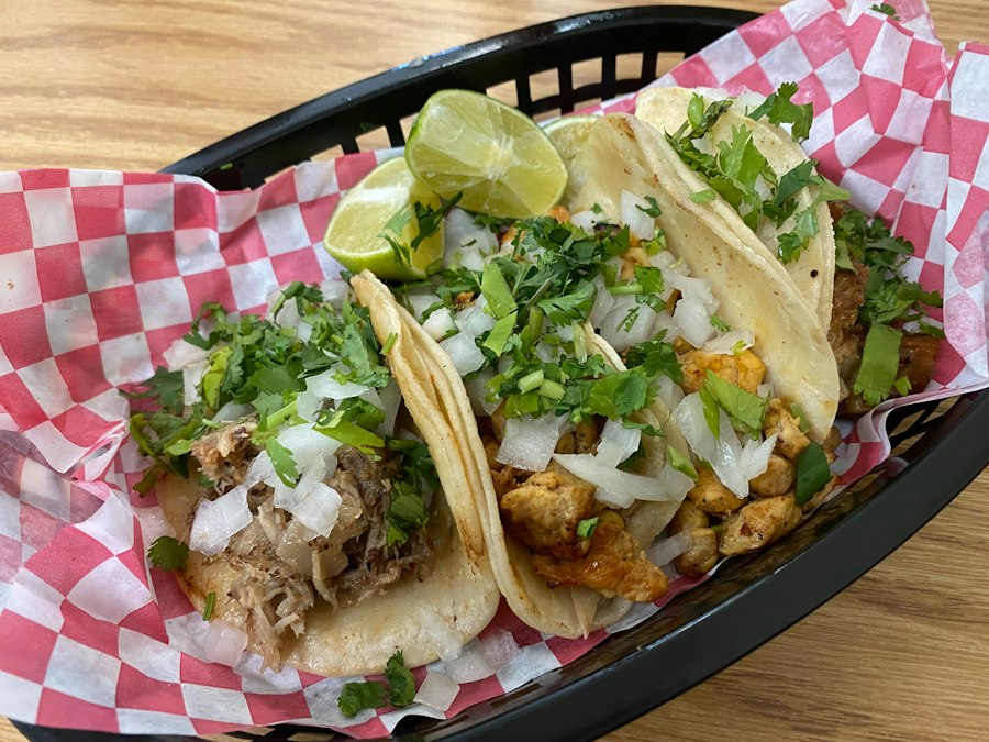 Tacos en canasta